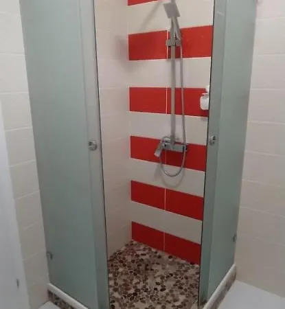 וילה Matthews House