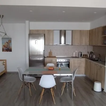 וילה Matthews House Vlorë