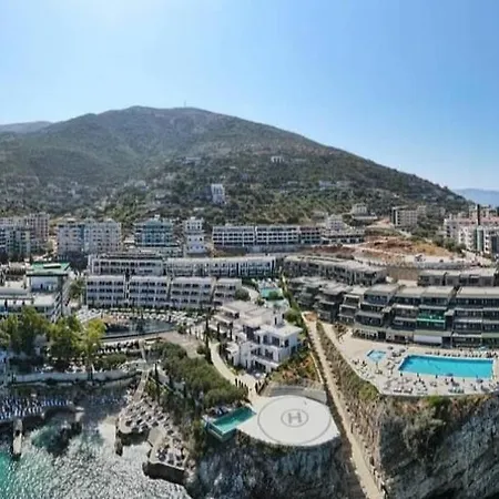 וילה Matthews House