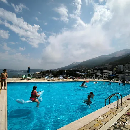 Villa Matthews House Vlorë