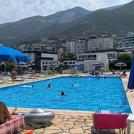 Villa Matthews House Vlorë