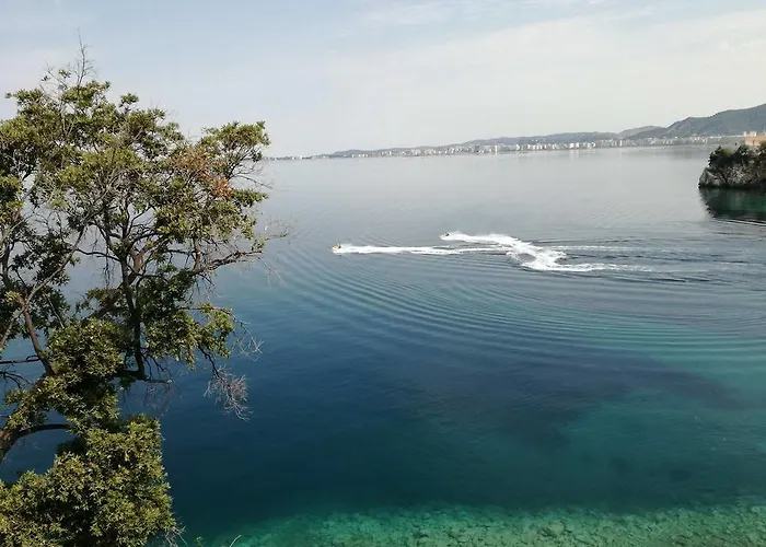 Matthews House Villa Vlorë